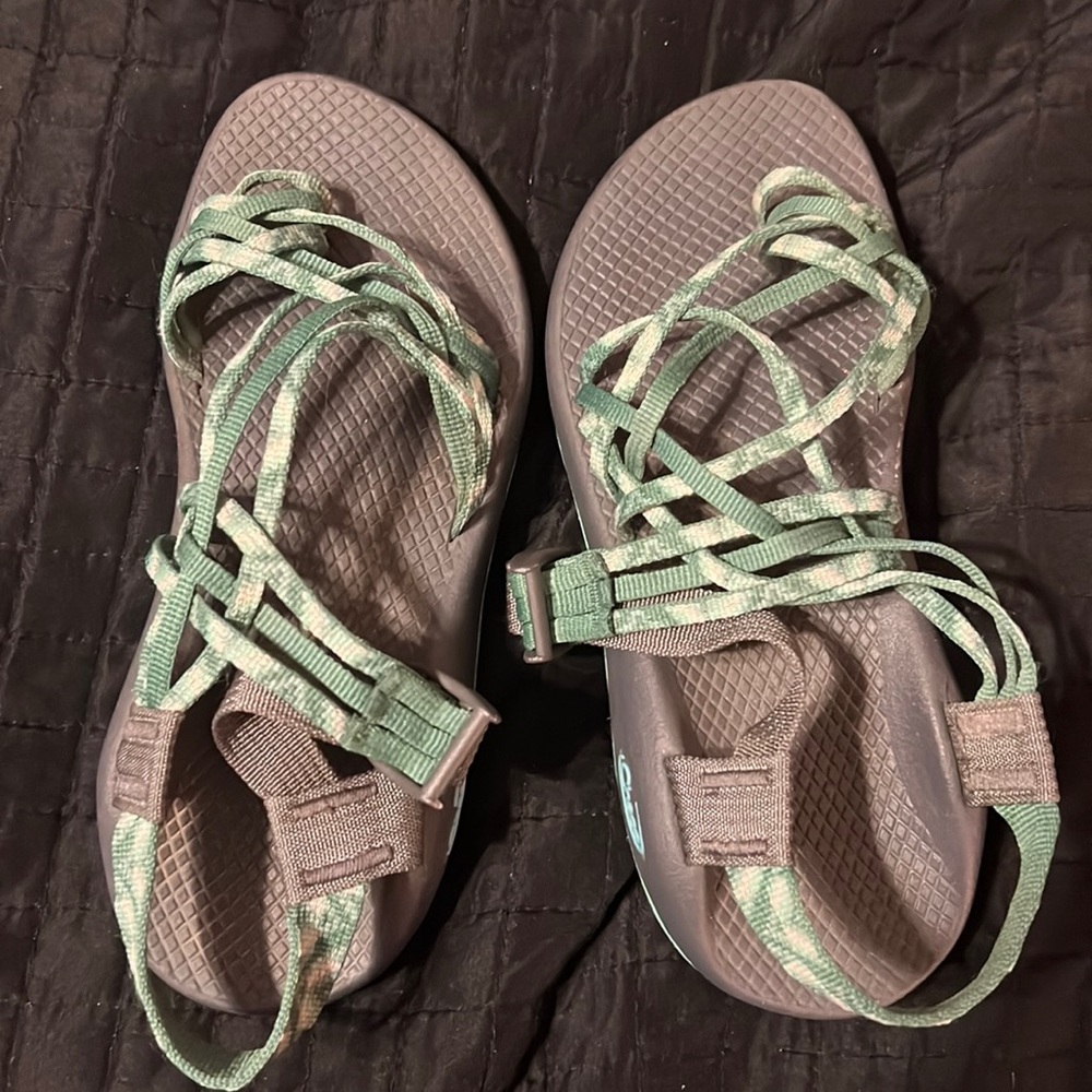 CHACOS Womens 7 ZX3 adjustable straps. Excellent Condition!!!